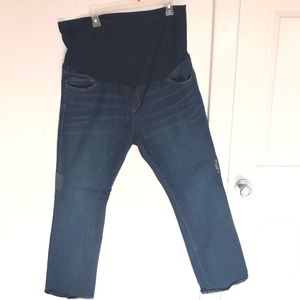 Maternity’s Liz Lange jeans 👖